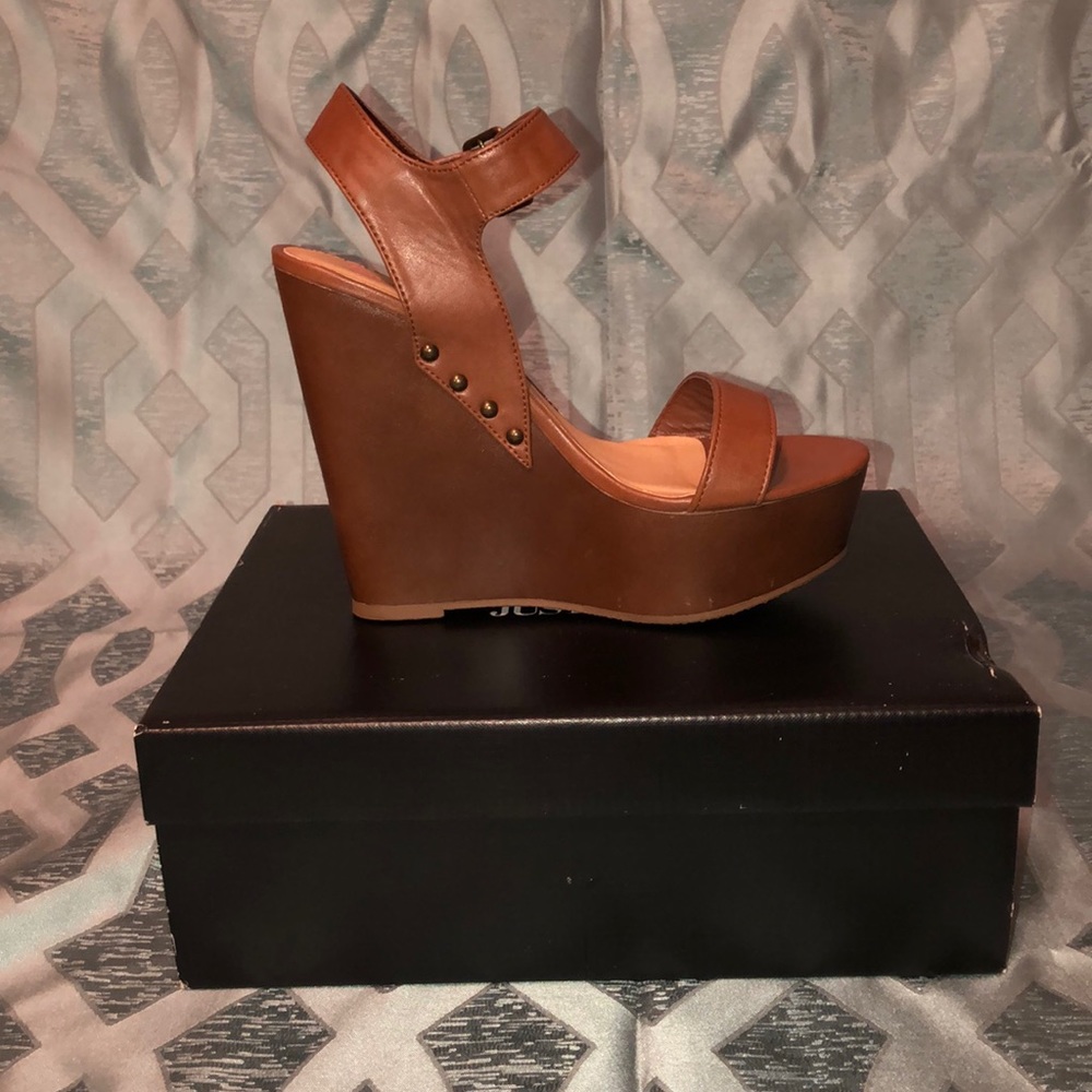 Brown wedge heels